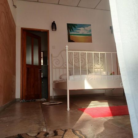 La-Vira Beach Villa Hikkaduwa Eksteriør bilde