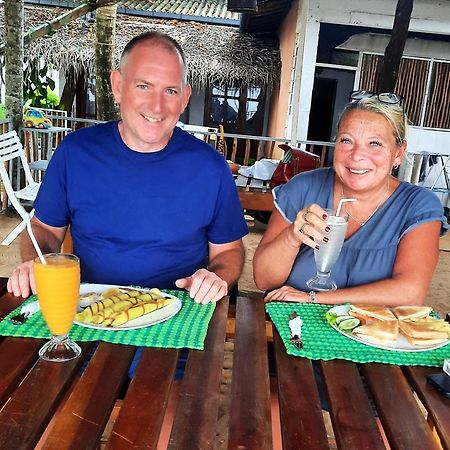 La-Vira Beach Villa Hikkaduwa Eksteriør bilde