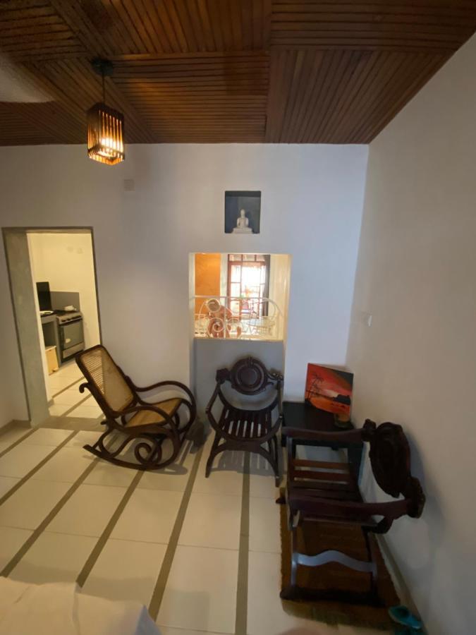 La-Vira Beach Villa Hikkaduwa Eksteriør bilde