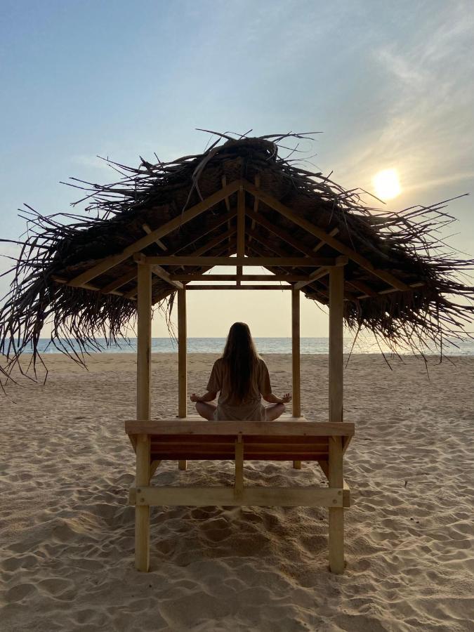 La-Vira Beach Villa Hikkaduwa Eksteriør bilde