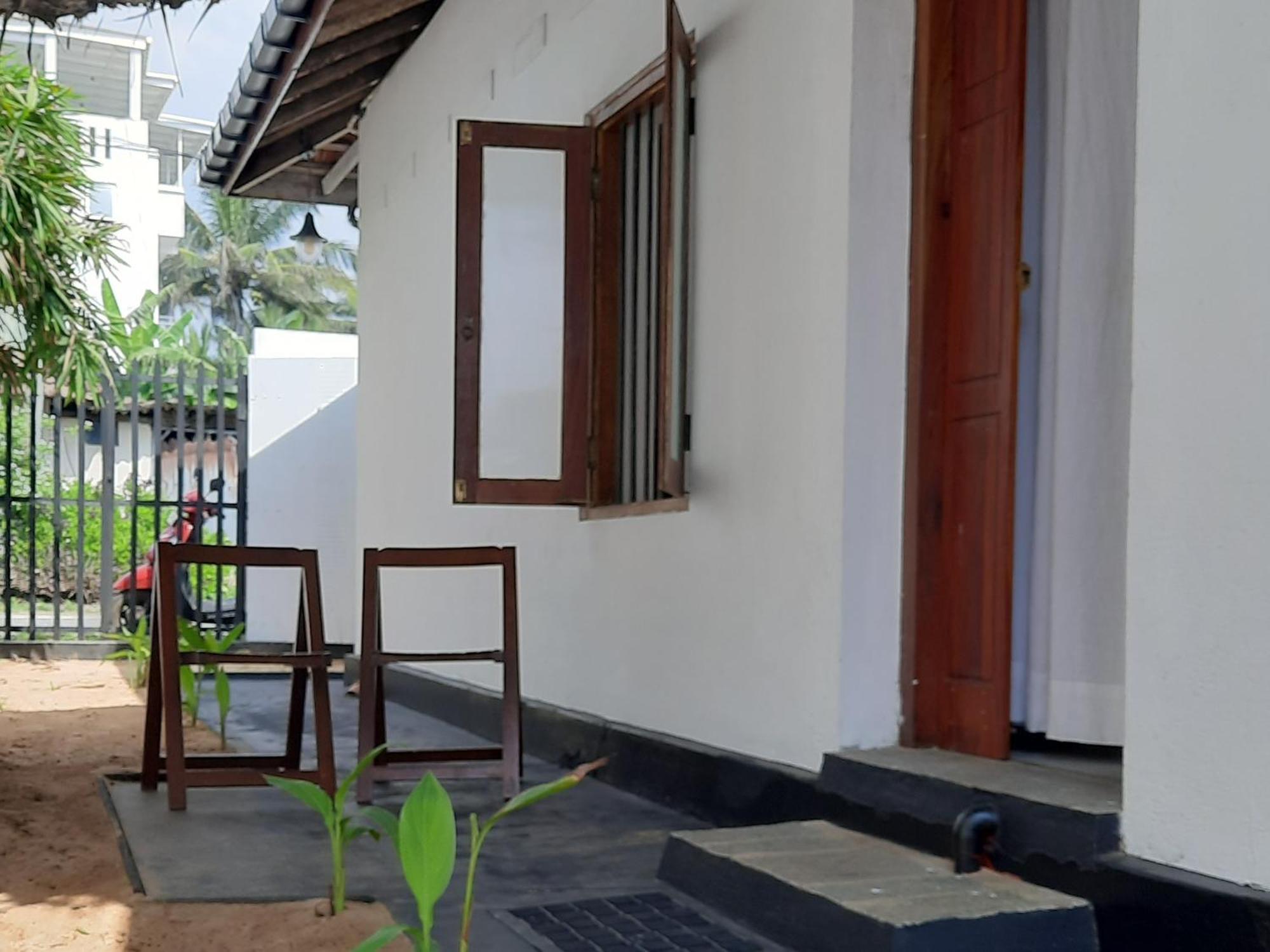 La-Vira Beach Villa Hikkaduwa Rom bilde