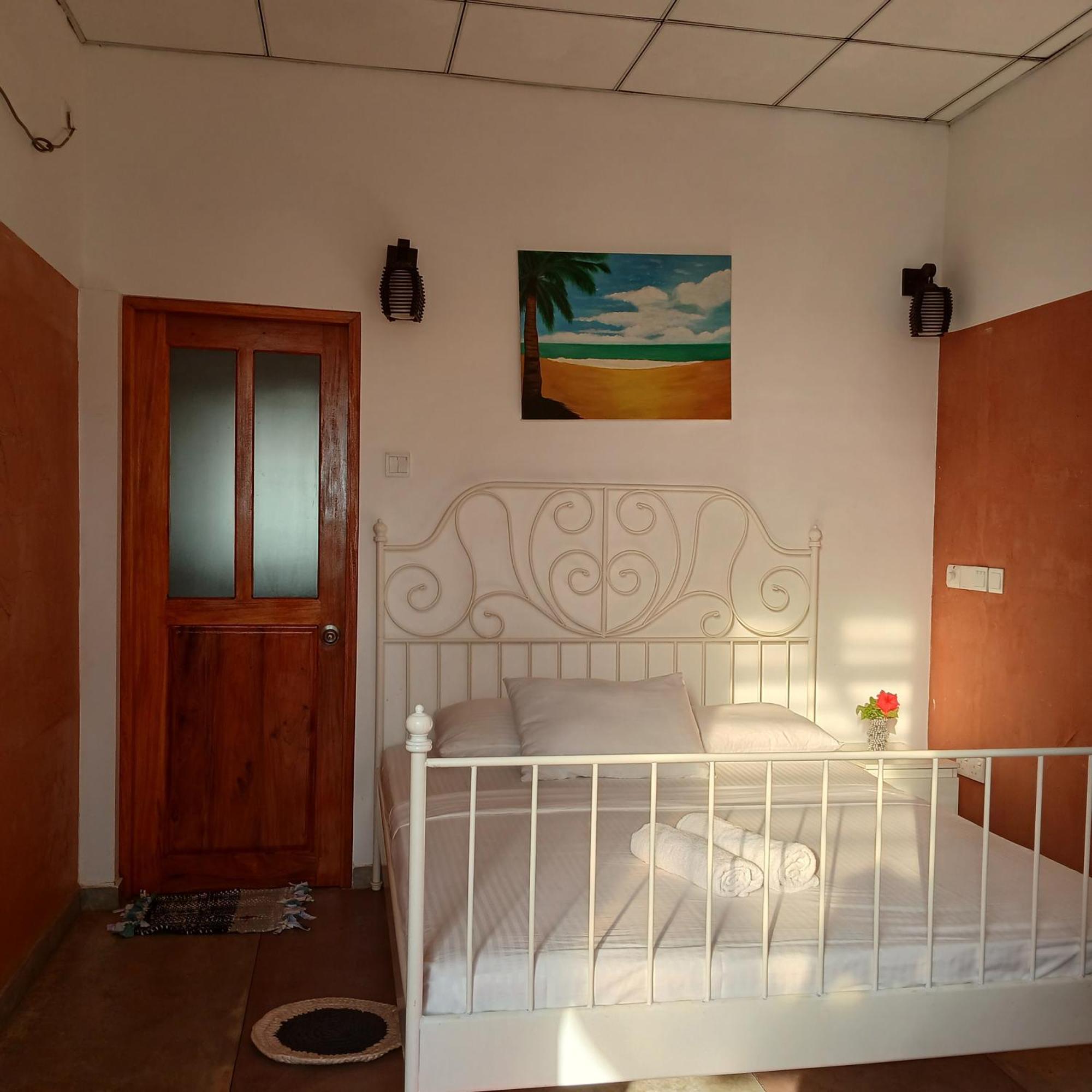 La-Vira Beach Villa Hikkaduwa Eksteriør bilde
