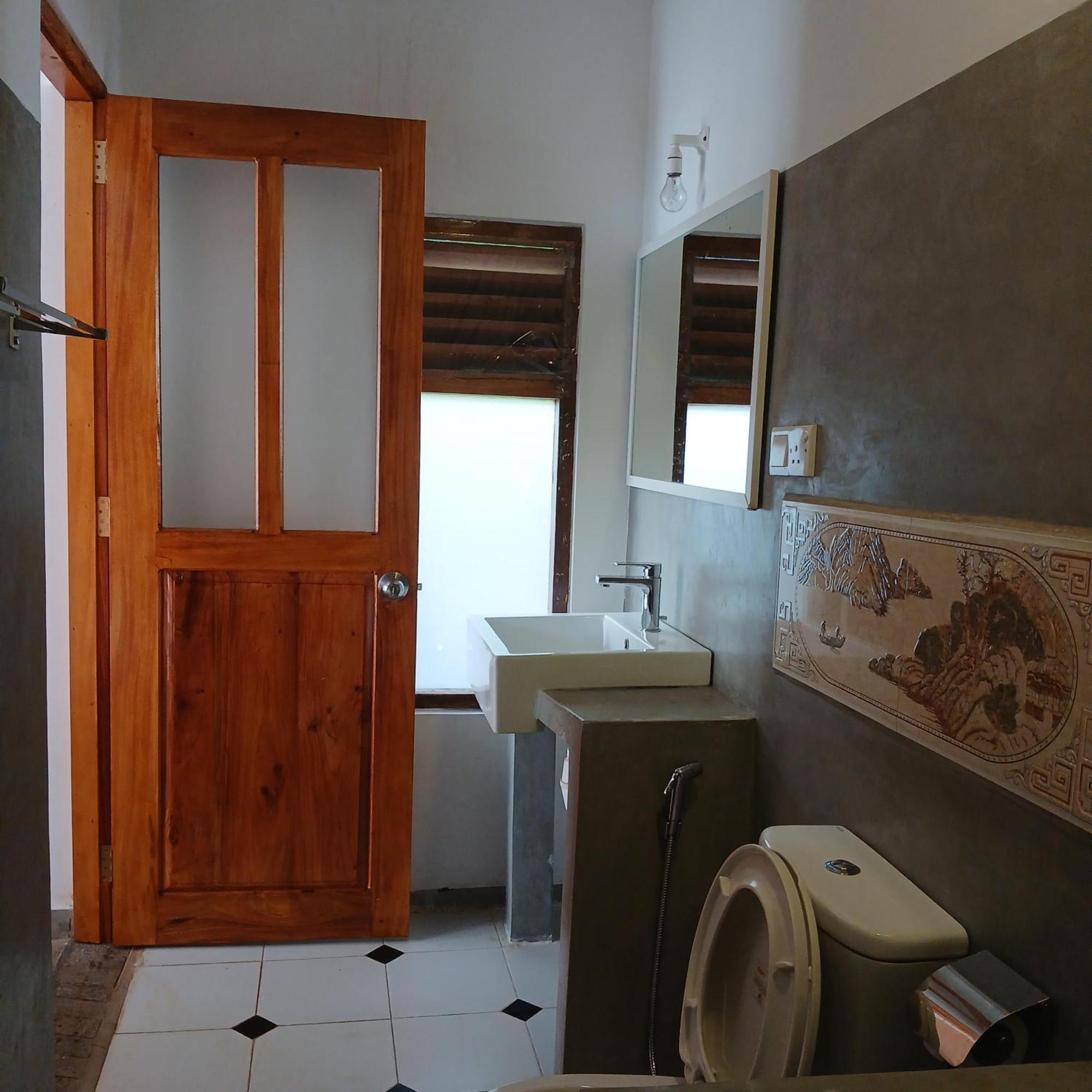 La-Vira Beach Villa Hikkaduwa Eksteriør bilde